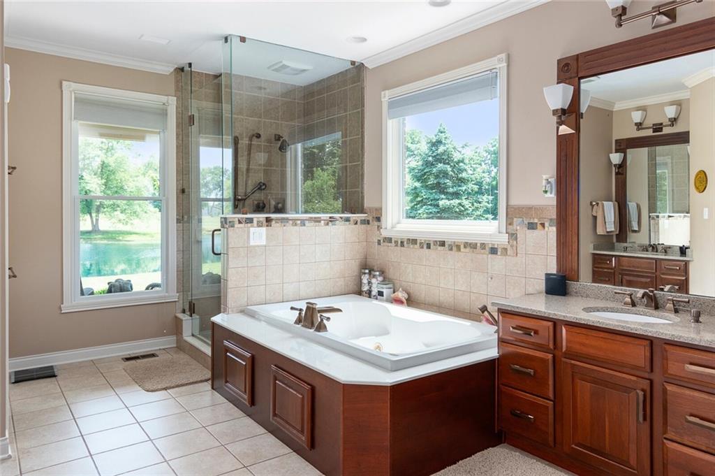 7402 South Franklin Road Indianapolis, IN 46259 - Photo 28 of 52 Gallery Image 28