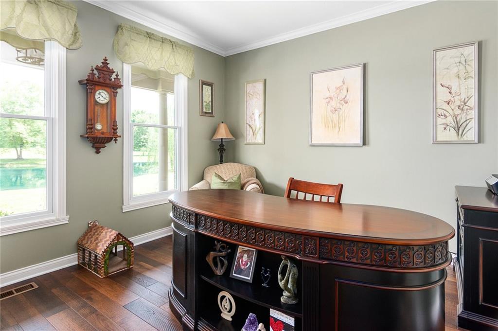 7402 South Franklin Road Indianapolis, IN 46259 - Photo 9 of 52 Gallery Image 9