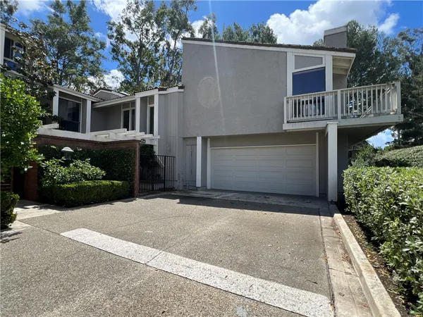 $6,400 | 8 Valley View, Irvine, CA 92612