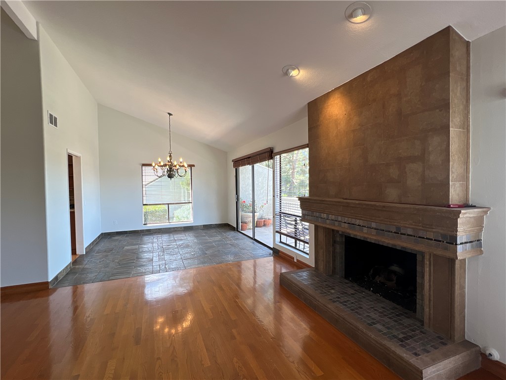 8 Valley View Irvine, CA 92612 - Photo 21 of 49 Living Room/Dining Room