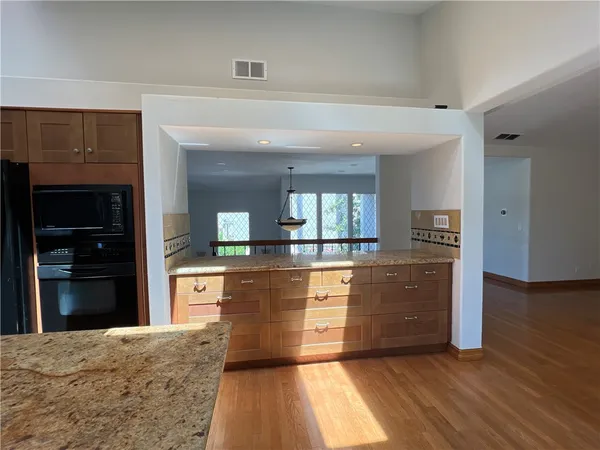$6,400 | 8 Valley View, Irvine, CA 92612