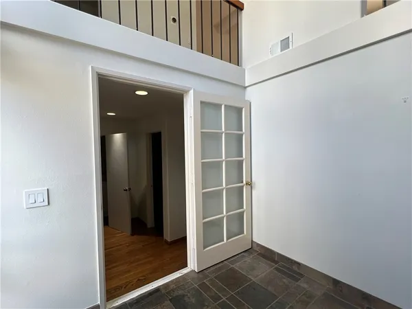 $6,400 | 8 Valley View, Irvine, CA 92612