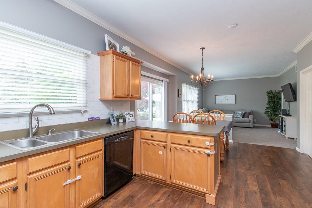 10847 Thistle Ridge Fishers, IN 46038 - Photo 13 of 36 Gallery Image 13