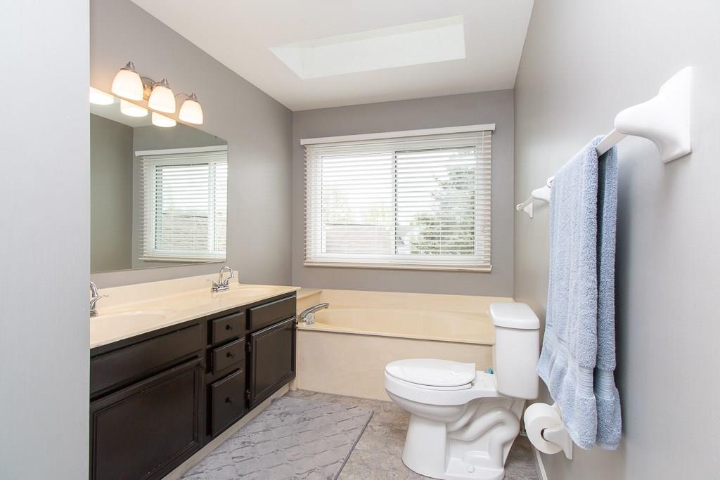 10847 Thistle Ridge Fishers, IN 46038 - Photo 20 of 36 Gallery Image 20