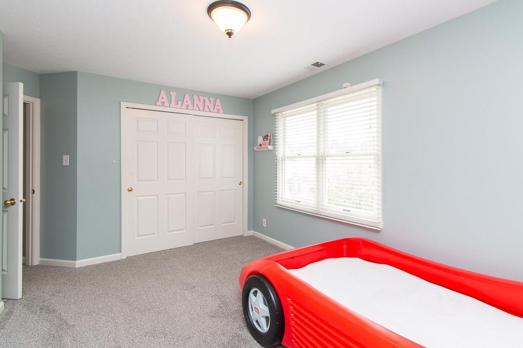 10847 Thistle Ridge Fishers, IN 46038 - Photo 22 of 36 Gallery Image 22