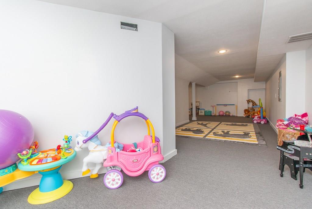 10847 Thistle Ridge Fishers, IN 46038 - Photo 29 of 36 Gallery Image 29
