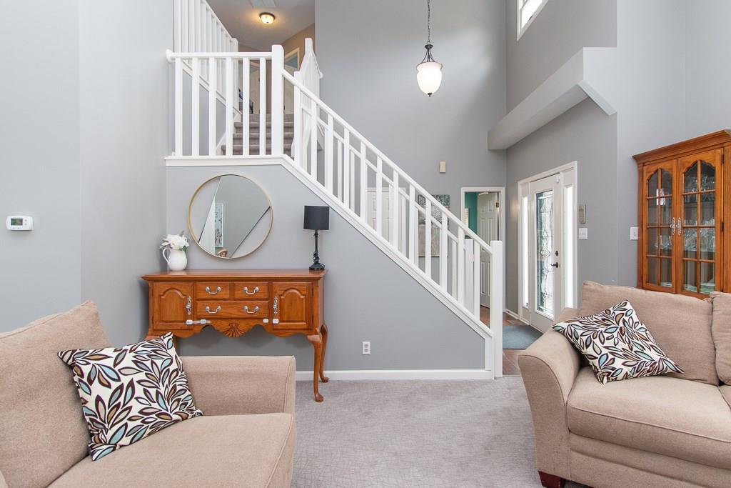 10847 Thistle Ridge Fishers, IN 46038 - Photo 9 of 36 Gallery Image 9