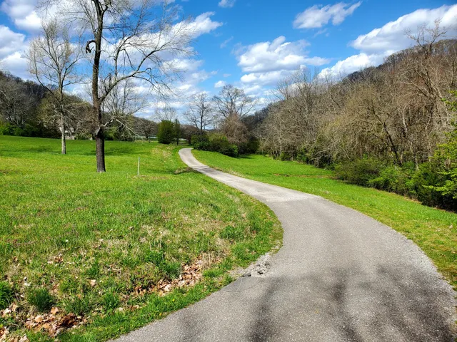 $675,000 | 7412 River Rd Pike, Nashville, TN 37209