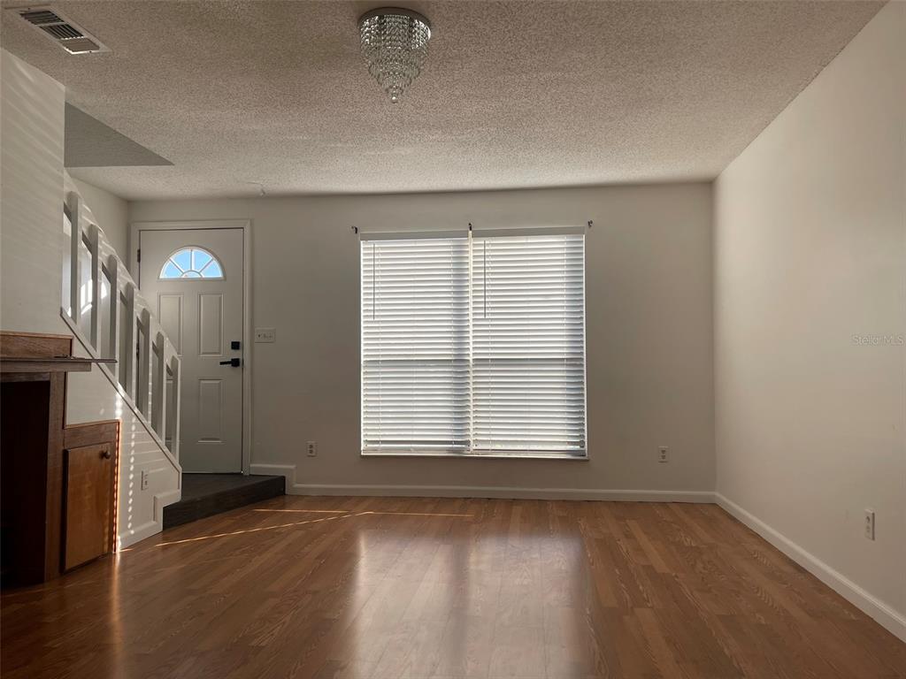 1525 Casa Park Circle Winter Springs, FL 32708 - Photo 3 of 23