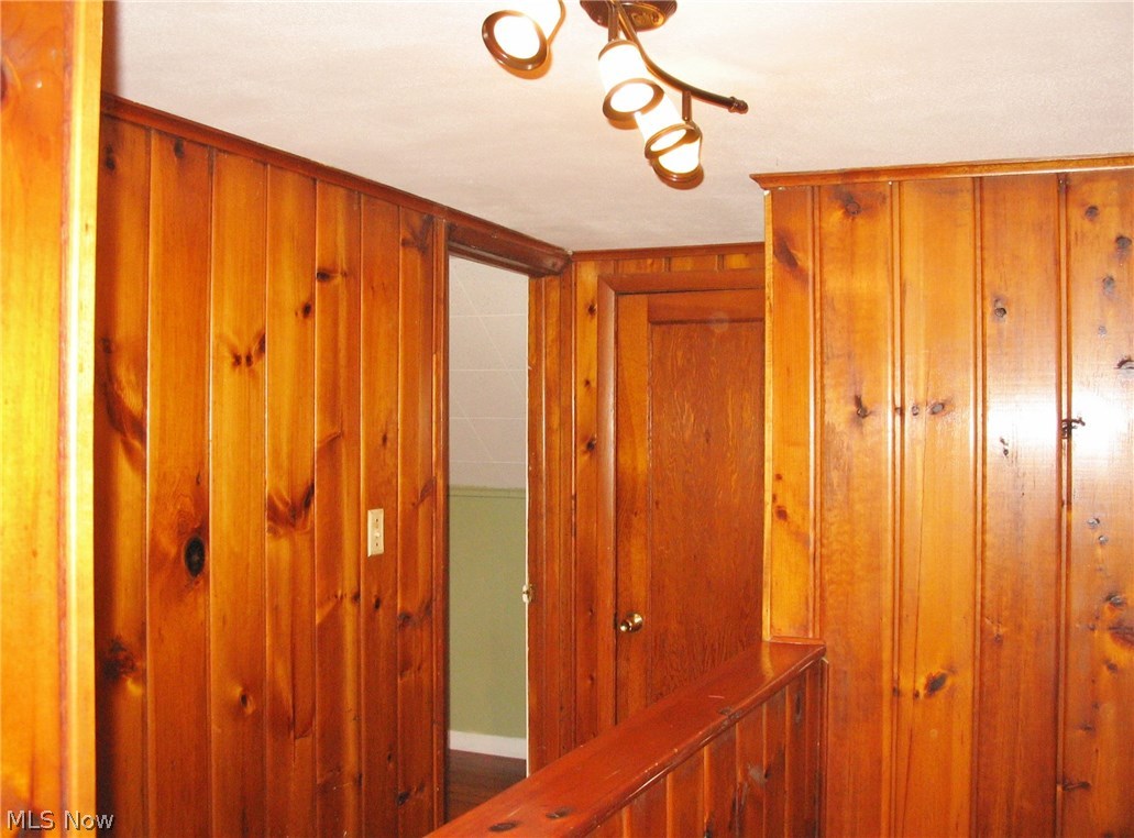 8368 Henderson Road Diamond, OH 44412 - Photo 17 of 28 Gallery Image 17