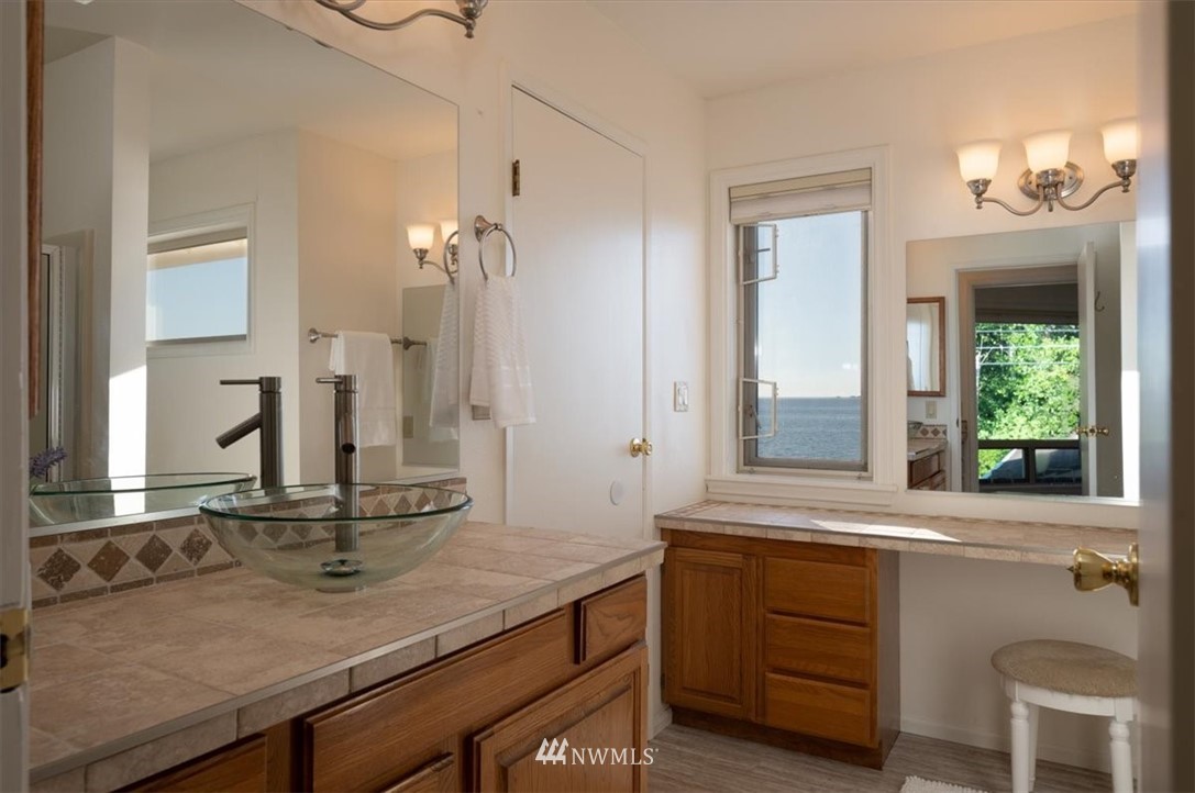 3443 Robertson Road Bellingham, WA 98226 - Photo 18 of 39 Gallery Image 18