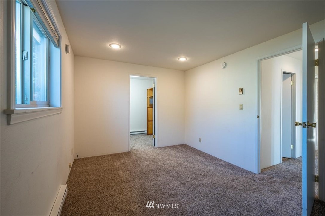 3443 Robertson Road Bellingham, WA 98226 - Photo 25 of 39 Gallery Image 25