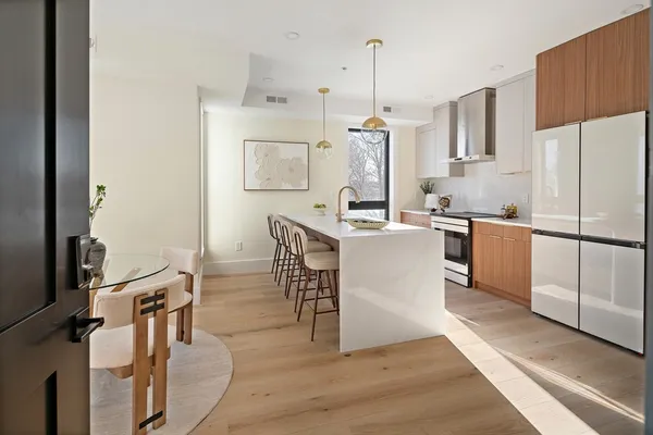 $774,900 | 17 Holmes Street, Unit 101, Quincy, MA 02171