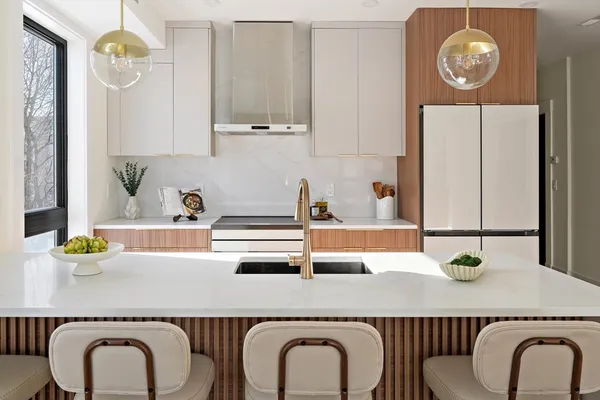 $774,900 | 17 Holmes Street, Unit 101, Quincy, MA 02171