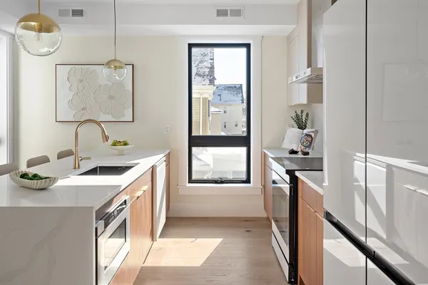 $774,900 | 17 Holmes Street, Unit 101, Quincy, MA 02171