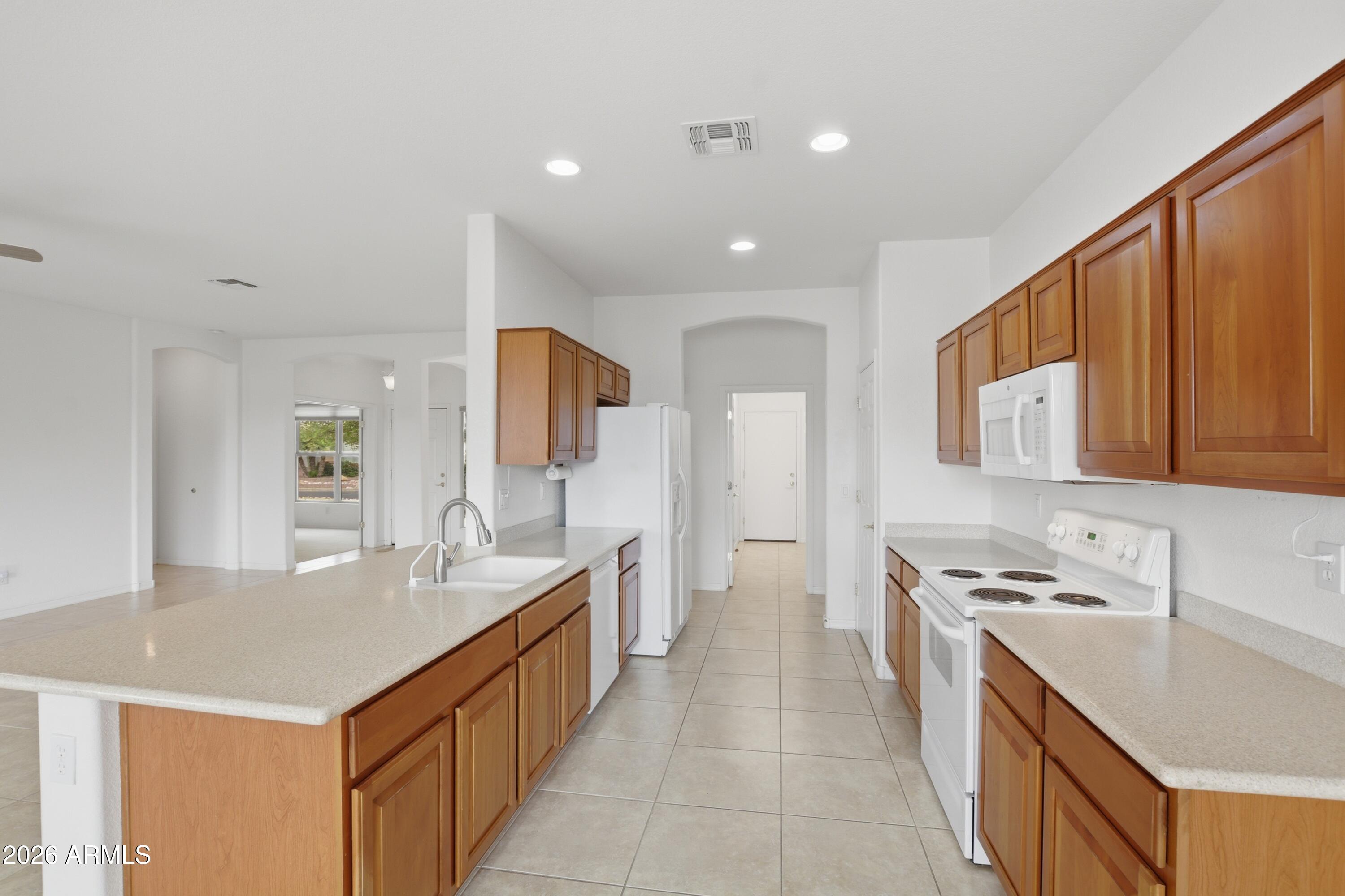 6863 South Santa Rita Way Chandler, AZ 85249 - Photo 11 of 46