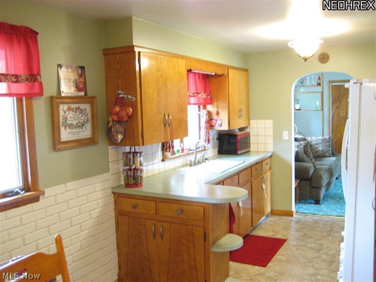 325 West Ohio Avenue Rittman, OH 44270 - Photo 4 of 14 Gallery Image 4