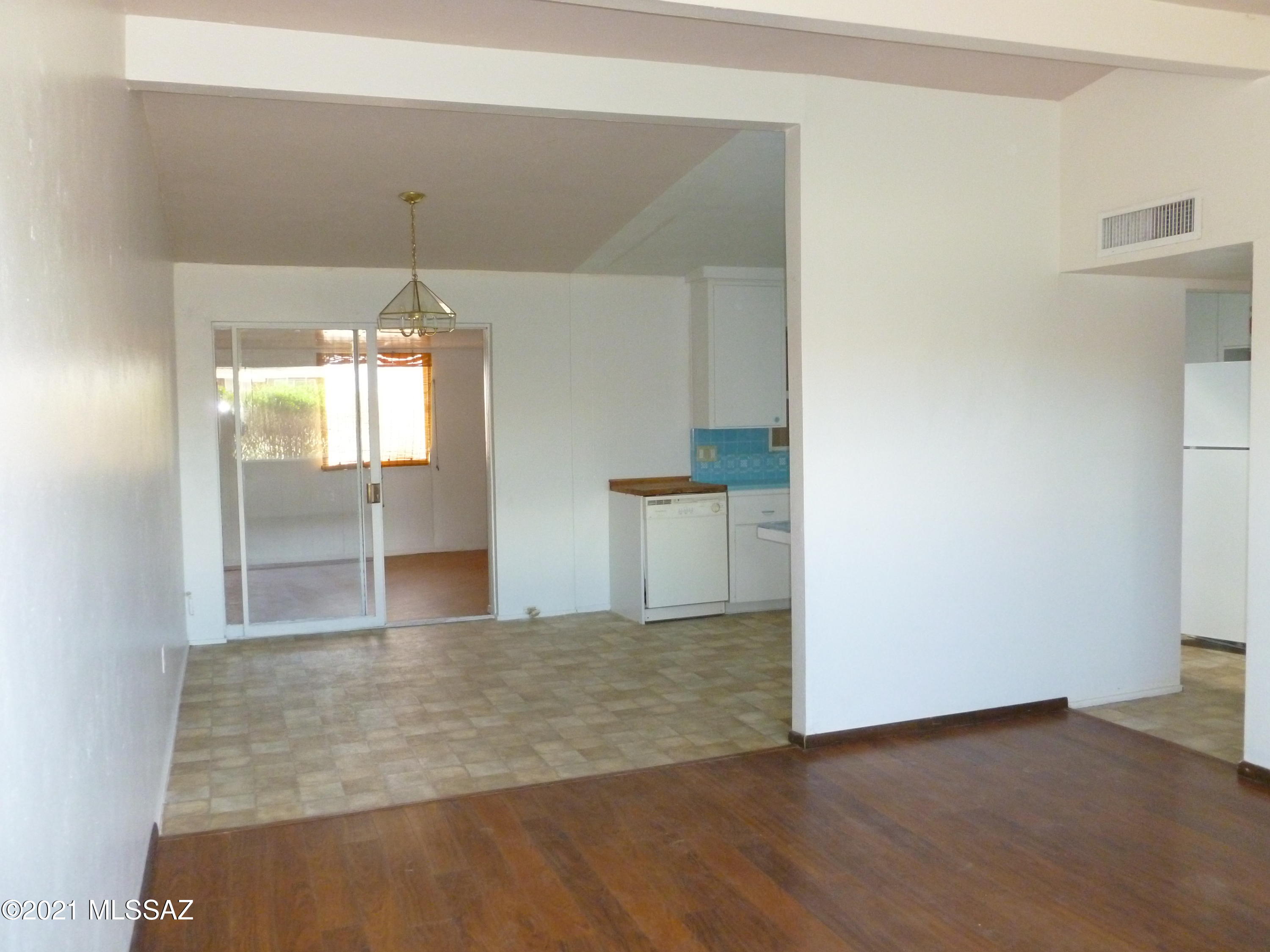 671 East Post Road Benson, AZ 85602 - Photo 6 of 27 Gallery Image 6