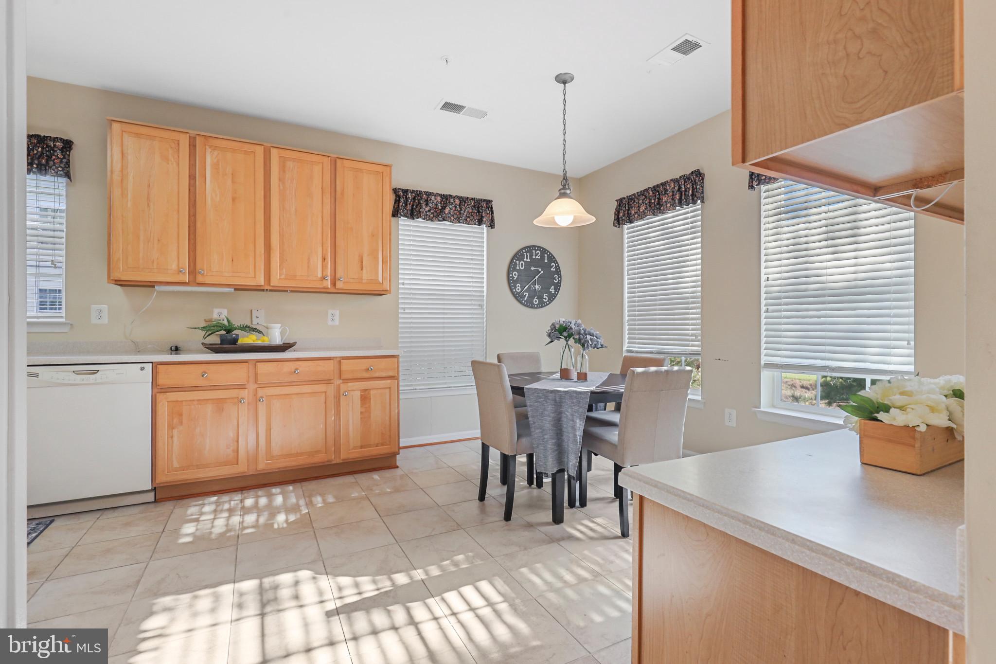 7315 Brookview Road, Unit 106 Elkridge, MD 21075 - Photo 15 of 47 Spacious/bright kitchen with solid maple cabinets