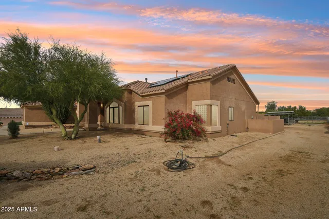 $975,000 | 512 East Jordon Lane, Phoenix, AZ 85086