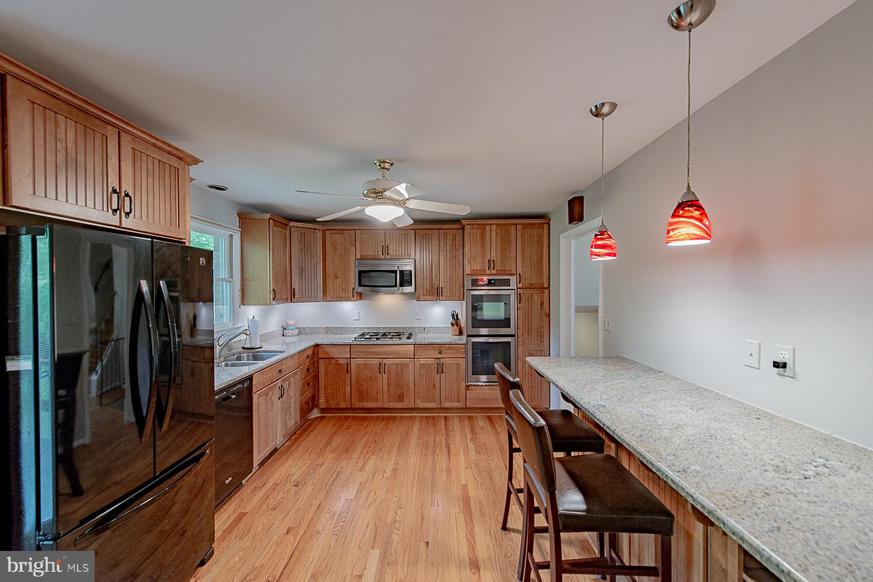 2617 Jonathan Road Ellicott City, MD 21042 - Photo 6 of 26 Beautiful Granite & Hardwoods. Fresh Paint.