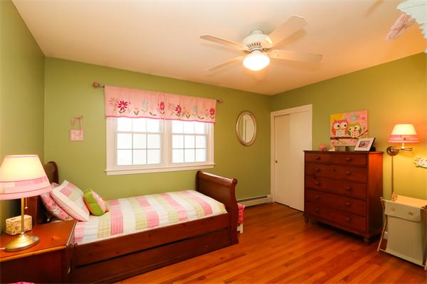 46 Sonning Road Beverly, MA 01915 - Photo 13 of 29 Gallery Image 13