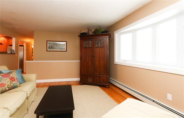 46 Sonning Road Beverly, MA 01915 - Photo 10 of 29 Gallery Image 10