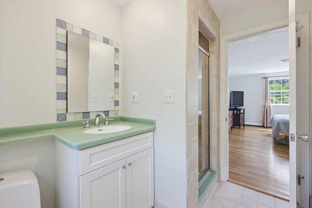 19 Belmont Road Wakefield, MA 01880 - Photo 27 of 42