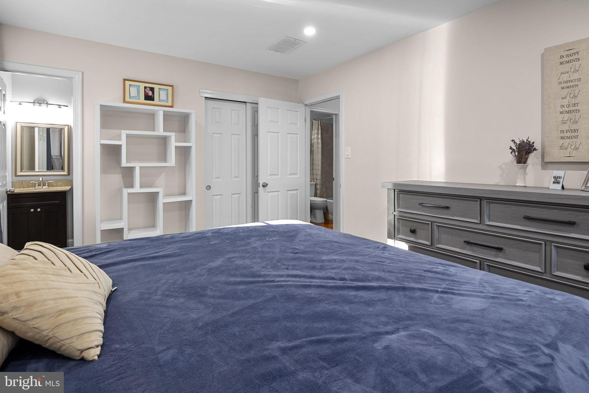 453 Stanford Road Fairless Hills, PA 19030 - Photo 15 of 29 Gallery Image 15