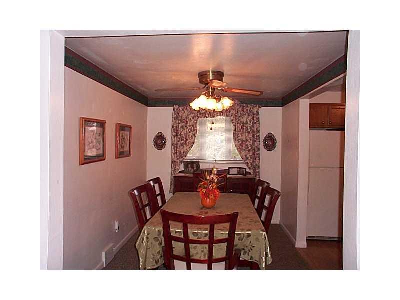 124 Starling Drive McKees Rocks, PA 15136 - Photo 7 of 15 Dining Room.