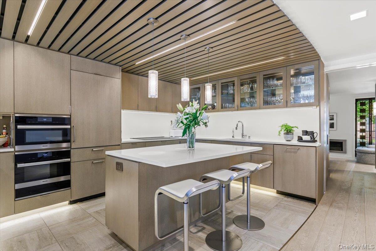 720 Milton Road, Unit F5 Rye, NY 10580 - Photo 11 of 32 Sleek kitchen - top line appliances, abundant storage
