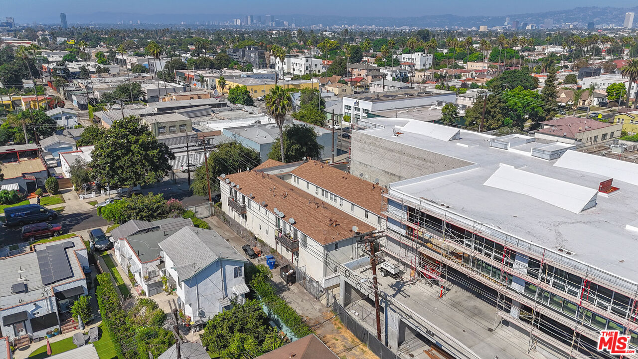 3406 Virginia Road Los Angeles, CA 90016 - Photo 7 of 20 Gallery Image 7