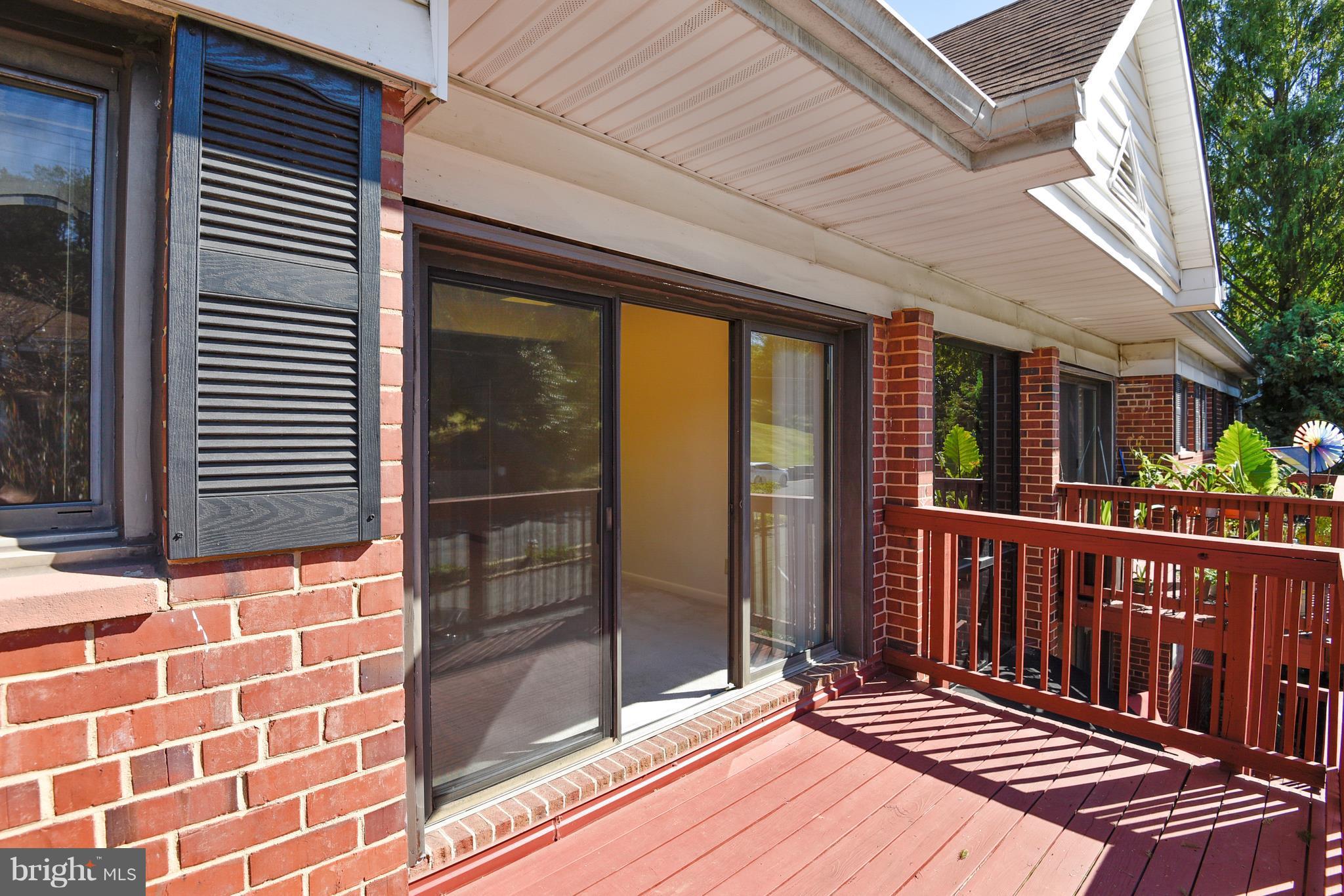 203 Skyhill Road, Unit 7 Alexandria, VA 22314 - Photo 8 of 20 View