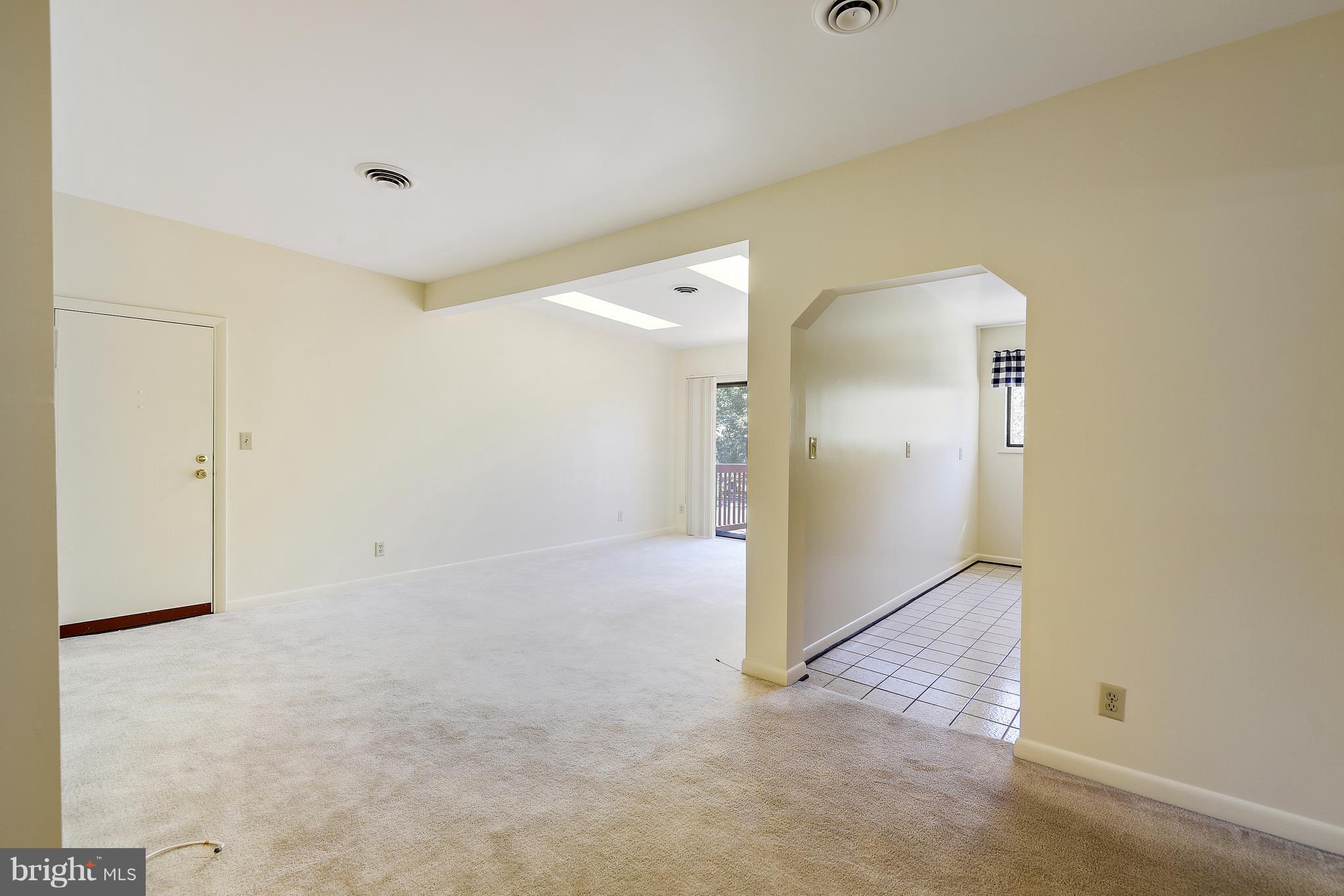 203 Skyhill Road, Unit 7 Alexandria, VA 22314 - Photo 10 of 20 Interior (General)