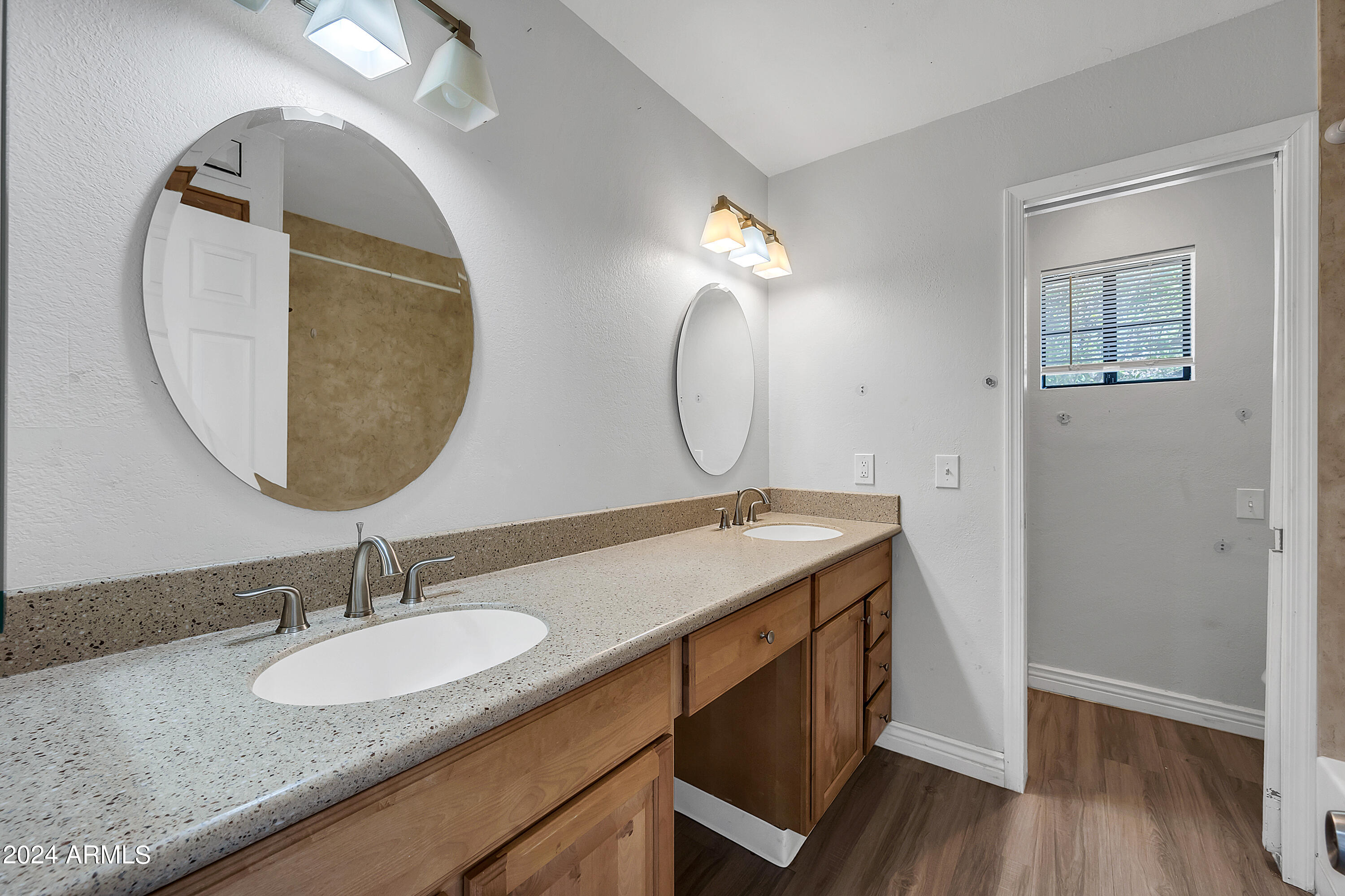 21406 South Greenfield Road Gilbert, AZ 85298 - Photo 21 of 49 Owner's Bathroom