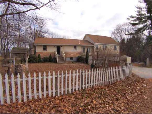 15 Prevere Road Raymond, NH 03077 - Photo 1 of 9 Gallery Image 1