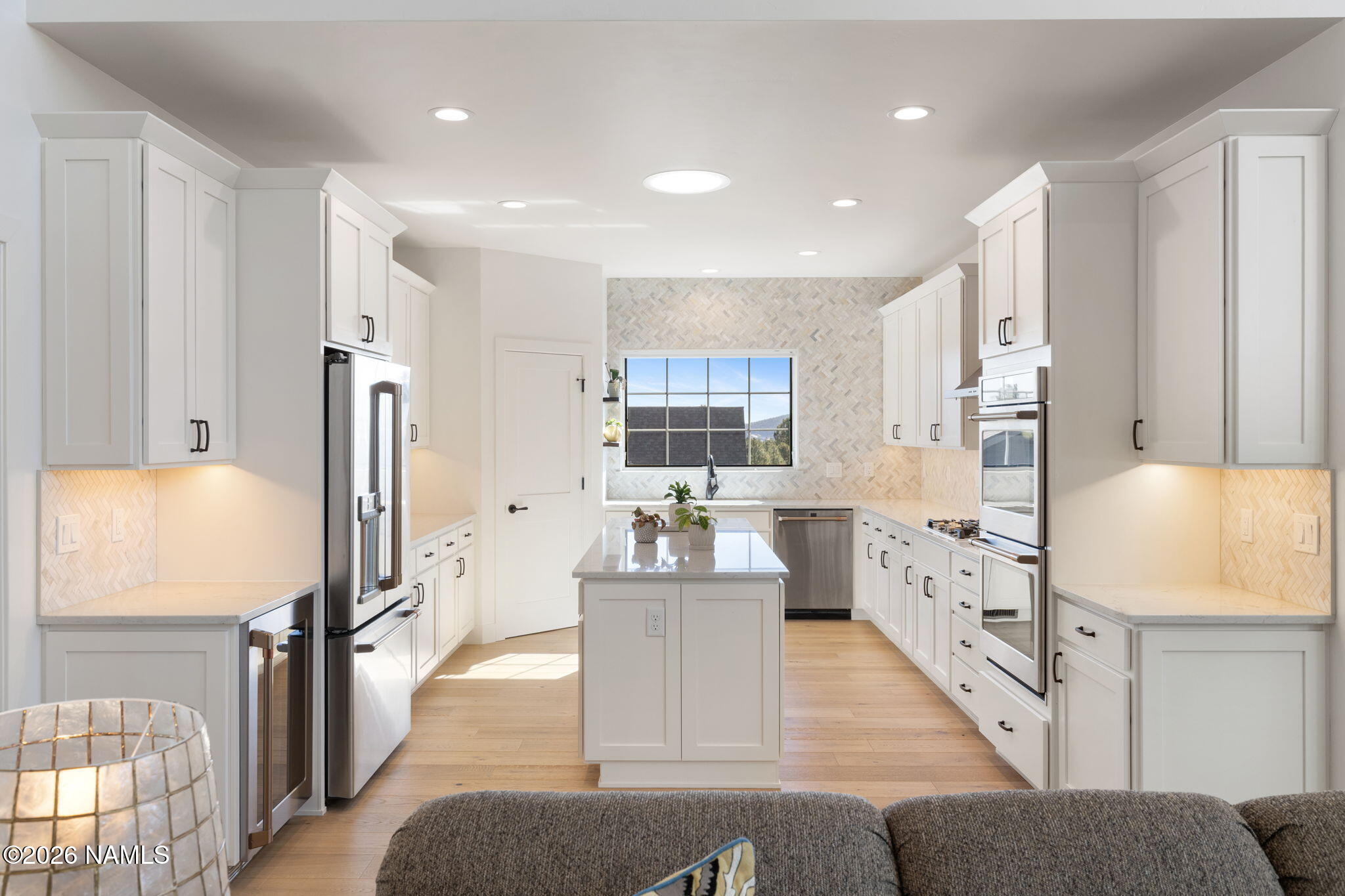 2672 Ridgewood Way Williams, AZ 86046 - Photo 16 of 57 Gorgeous kitchen