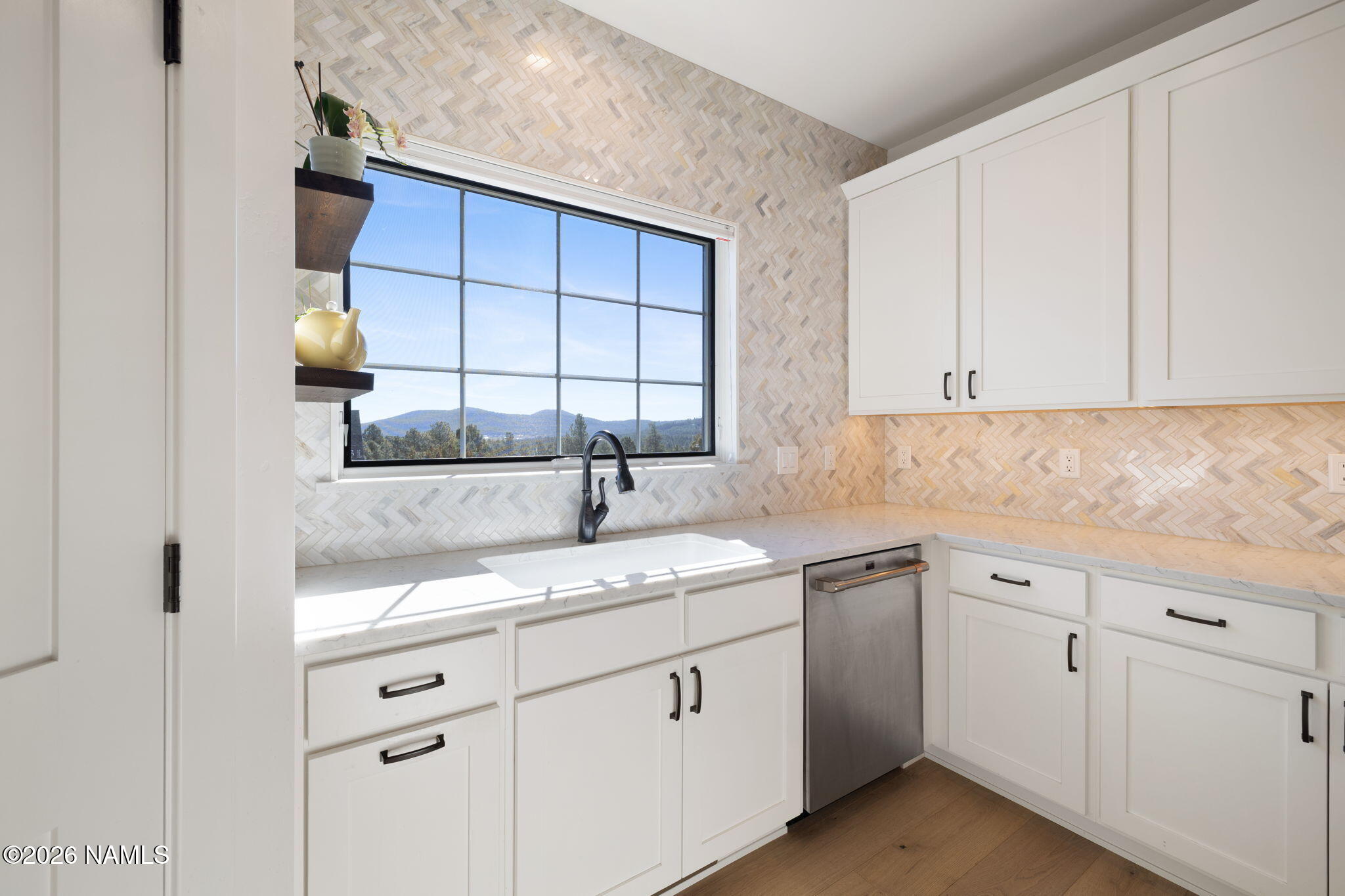 2672 Ridgewood Way Williams, AZ 86046 - Photo 18 of 57 Views from every window!