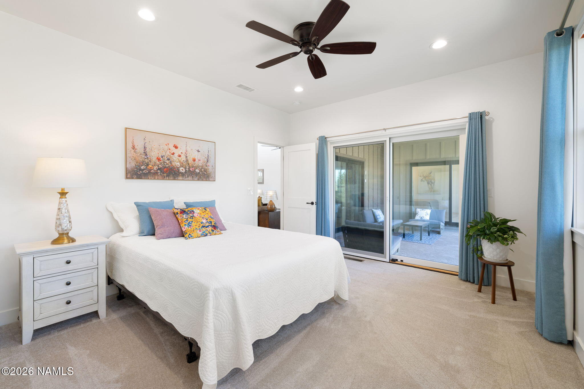 2672 Ridgewood Way Williams, AZ 86046 - Photo 23 of 57 Patio access