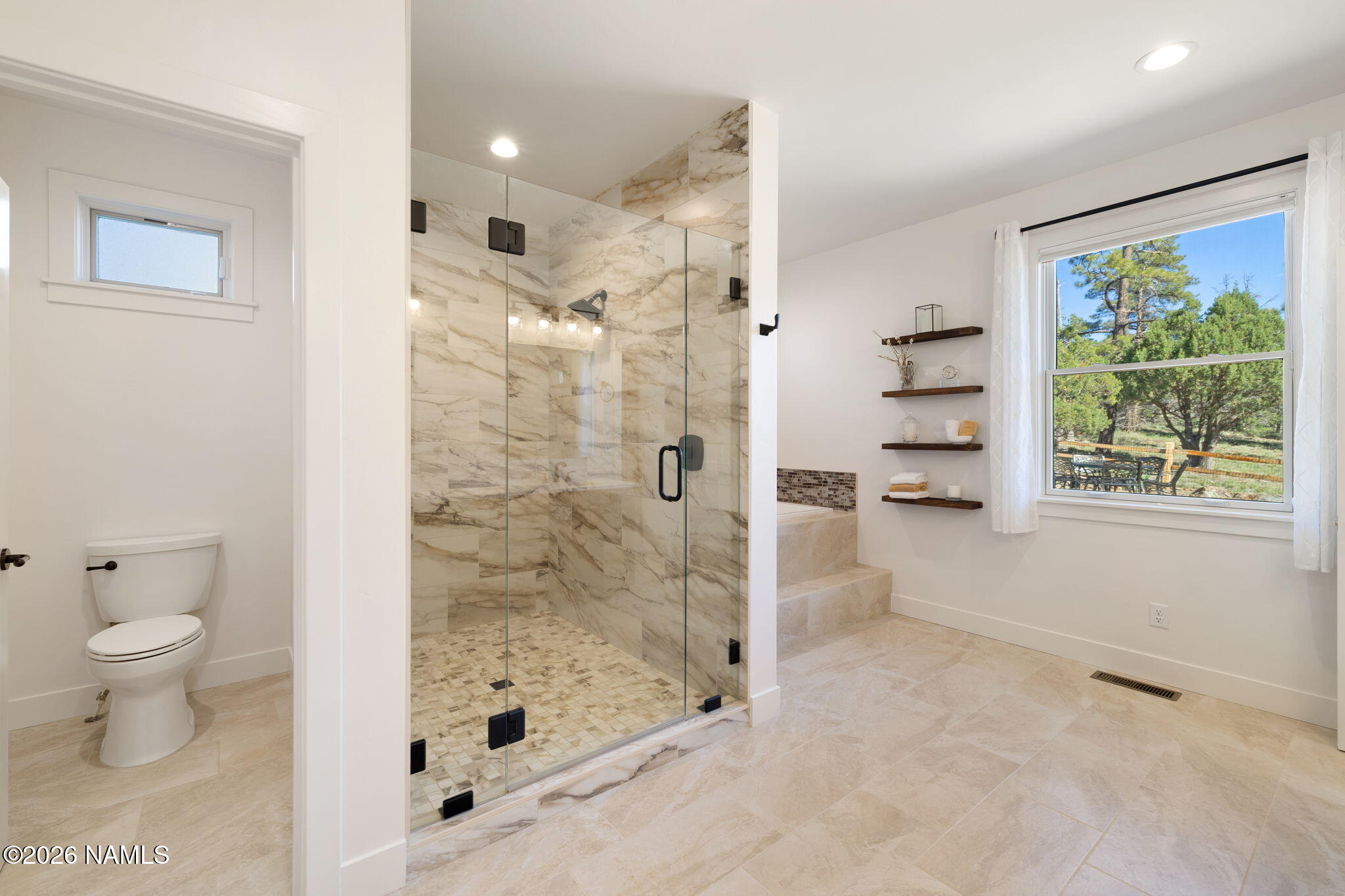 2672 Ridgewood Way Williams, AZ 86046 - Photo 29 of 57 Spacious shower