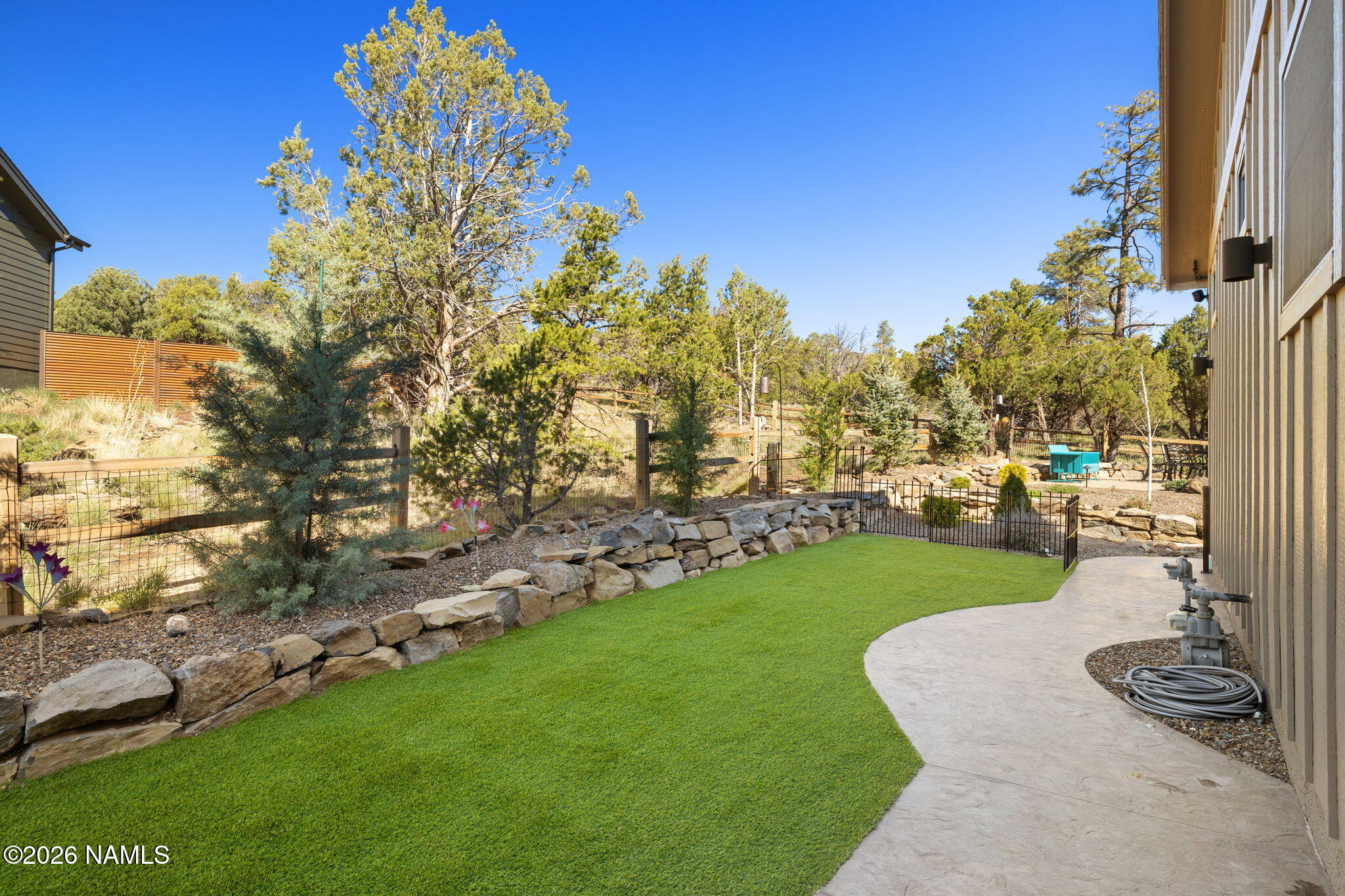 2672 Ridgewood Way Williams, AZ 86046 - Photo 41 of 57 Fenced sideyard