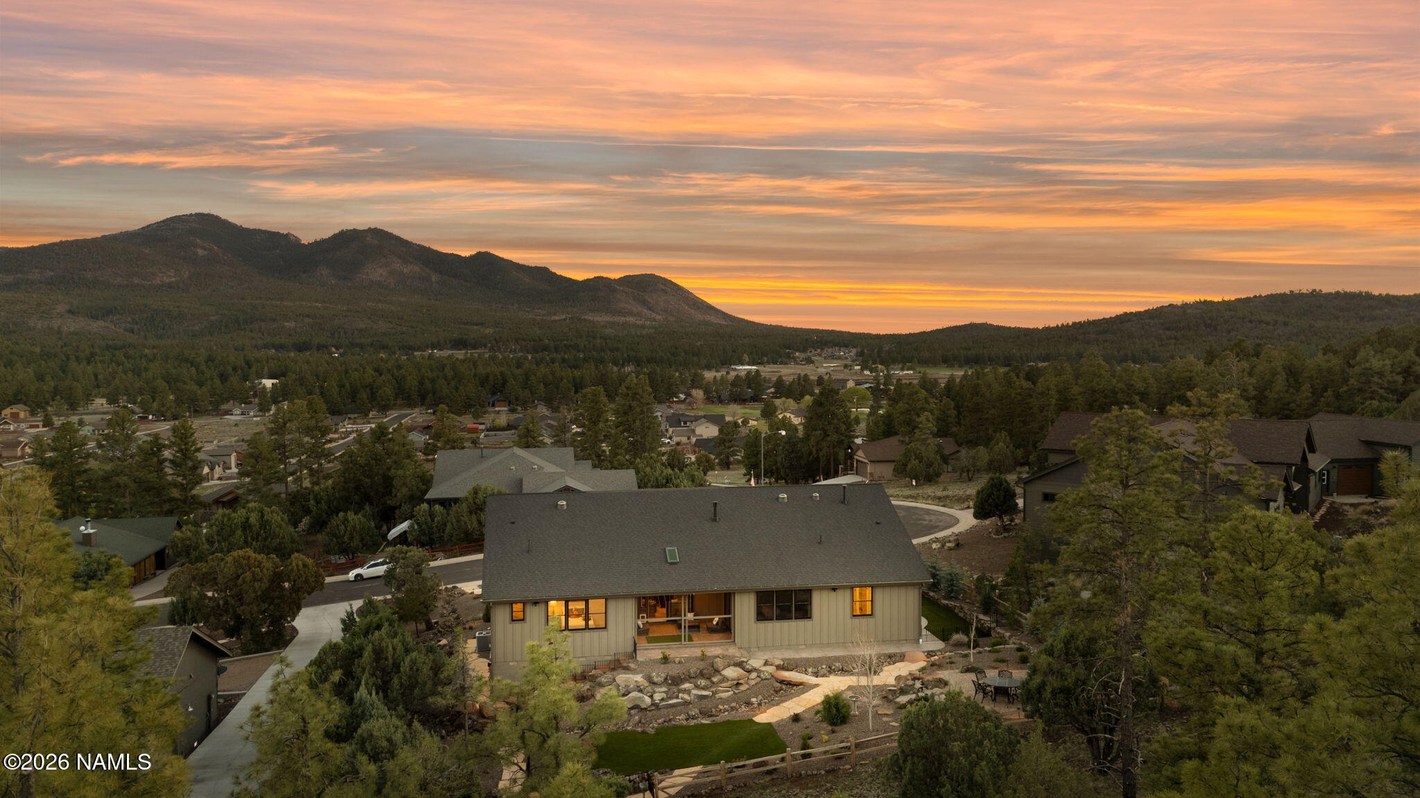 2672 Ridgewood Way Williams, AZ 86046 - Photo 5 of 57 Beautifully landscaped property