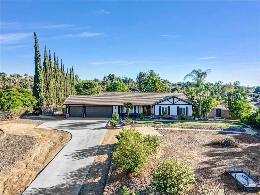 16381 Valle Vista Way Riverside, CA 92506 - Photo 1 of 1 Gallery Image 1
