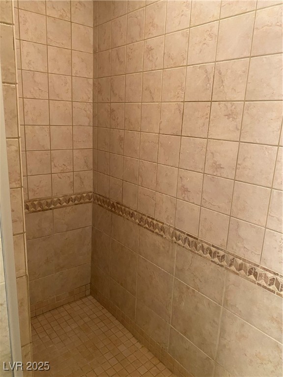 2405 West Serene Avenue, Unit 827 Las Vegas, NV 89123 - Photo 46 of 48 Full bathroom with a tile shower