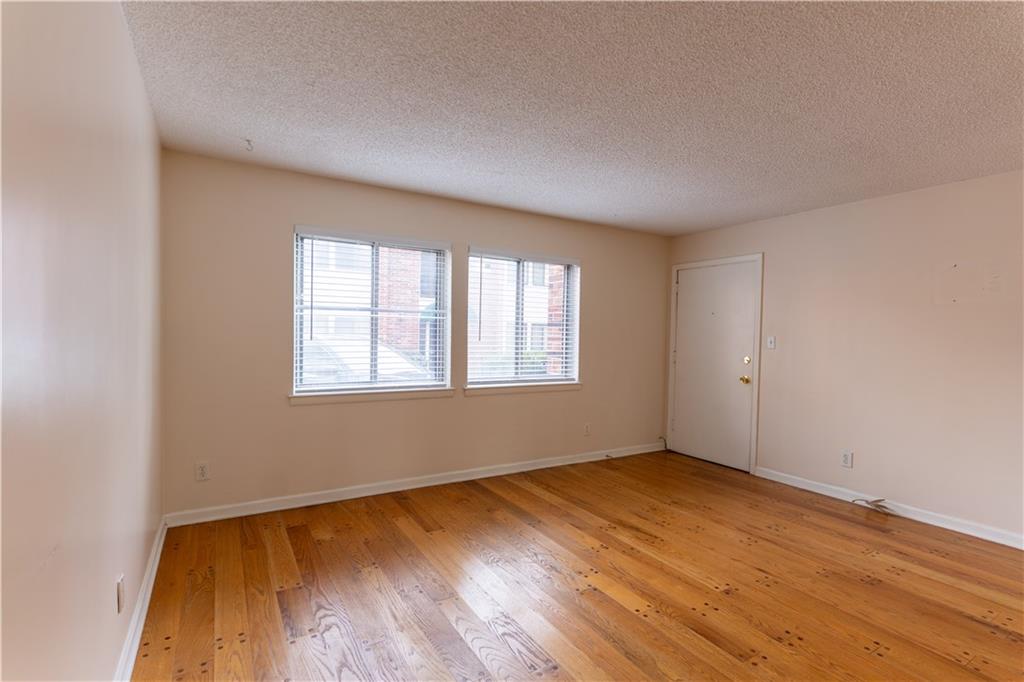 4266 Roswell Road Northeast, Unit K2 Atlanta, GA 30342 - Photo 11 of 15 Gallery Image 11