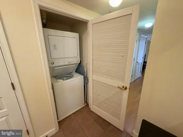 $394,995 | 631 D Street Northwest, Unit 1038, Washington, DC 20004