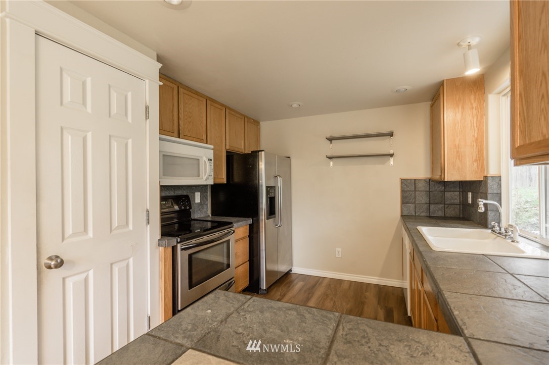 1489 Roma Road Bellingham, WA 98226 - Photo 17 of 25