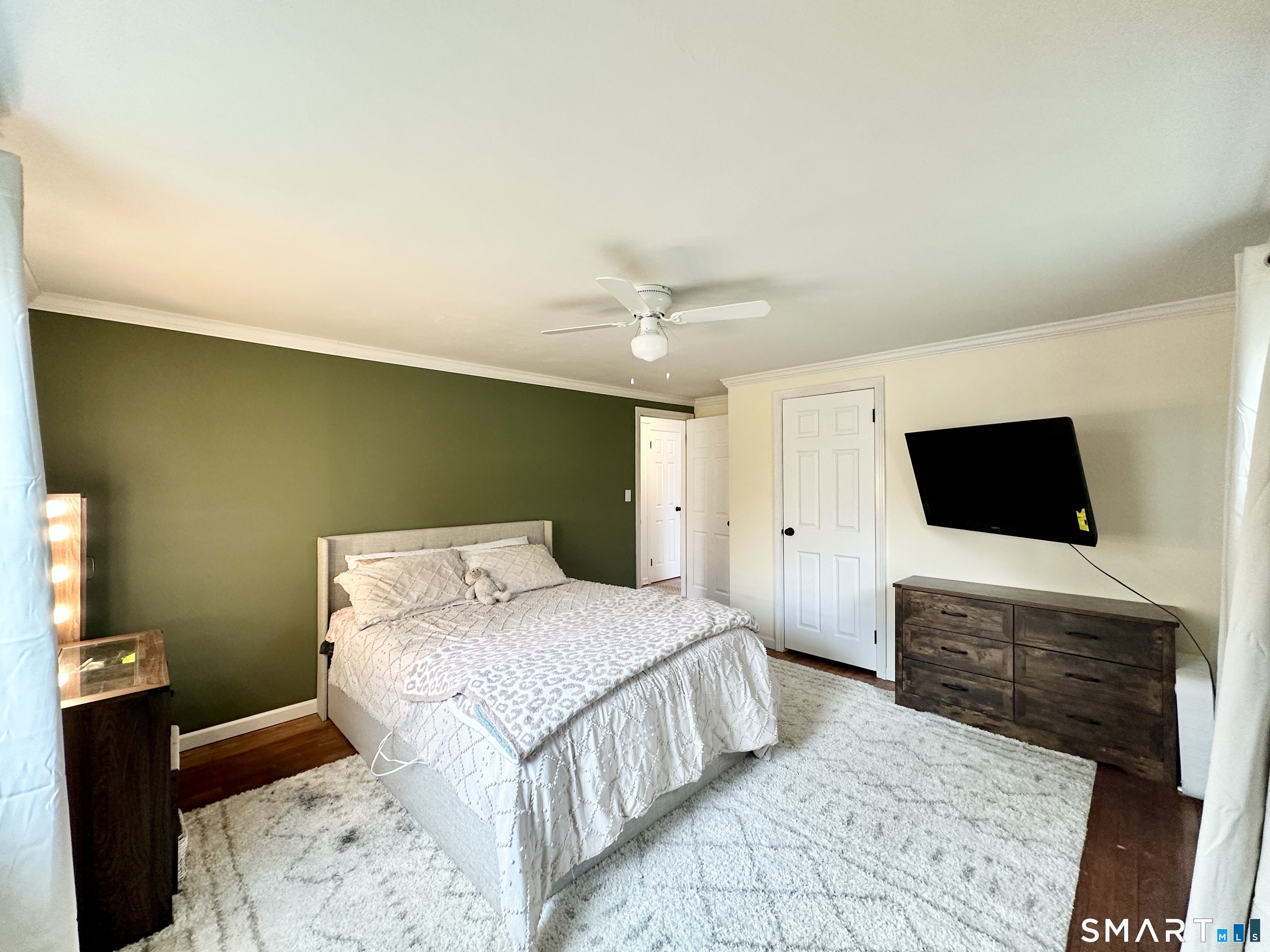 220 South Elm Street Windsor Locks, CT 06096 - Photo 16 of 27