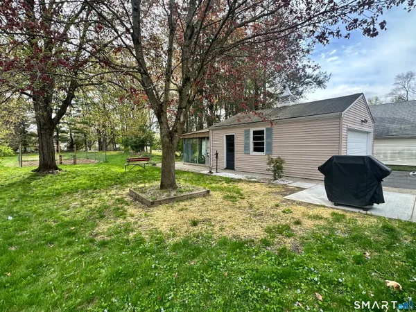 $339,900 | 220 South Elm Street, Windsor Locks, CT 06096