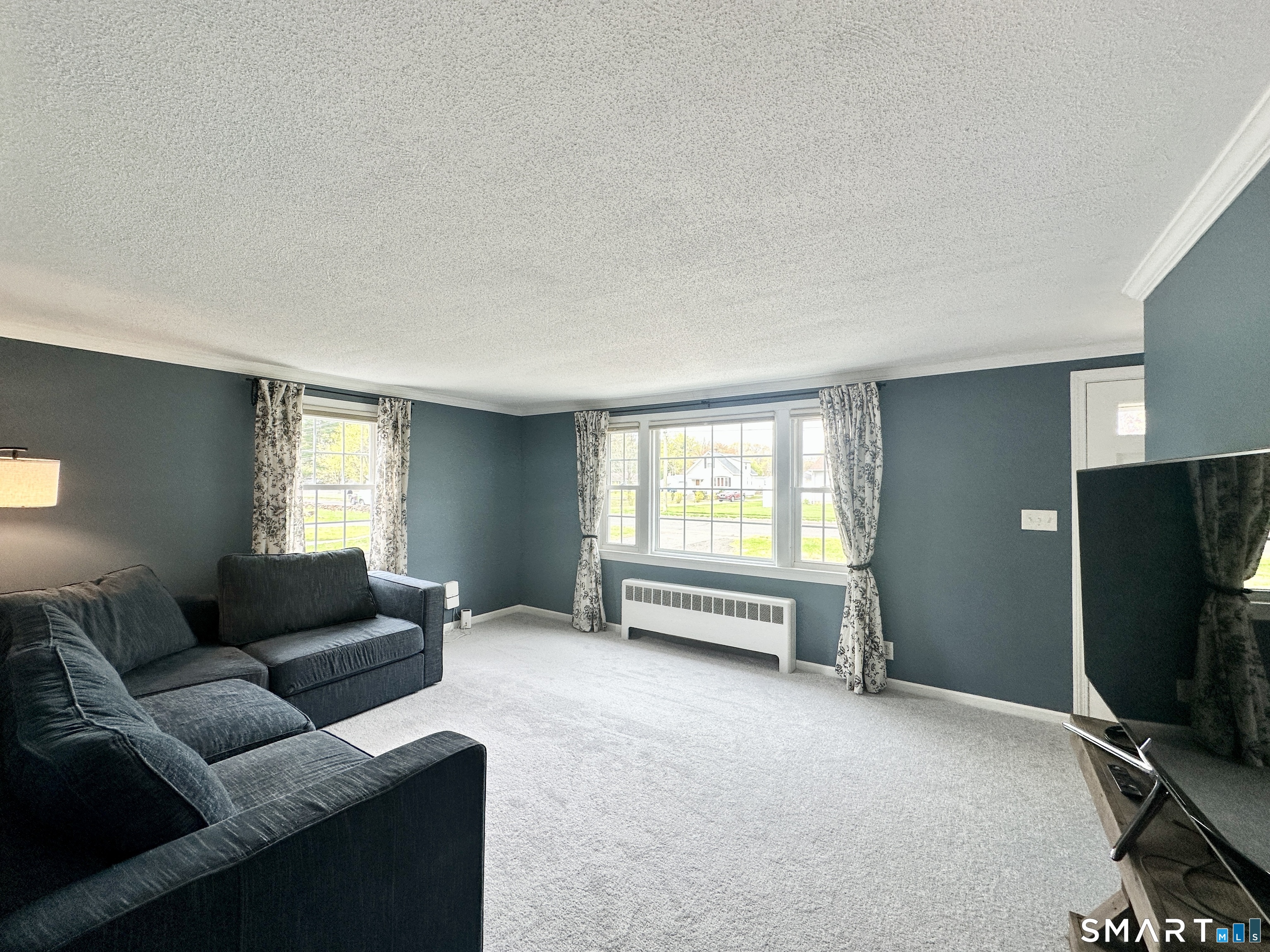 220 South Elm Street Windsor Locks, CT 06096 - Photo 8 of 27